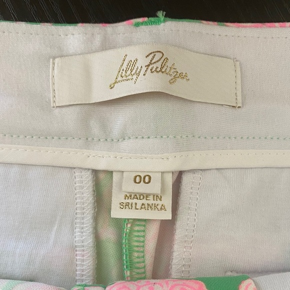 Lilly Pulitzer Pink and Green Floral Shorts - Picture 2 of 5